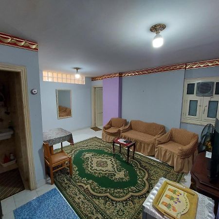 Caesar Studio Apartment อเล็กซานเดรีย ภายนอก รูปภาพ